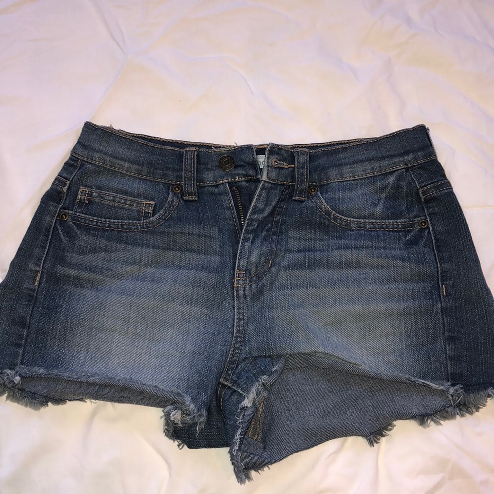 Jean shorts. Mudd. Size 3